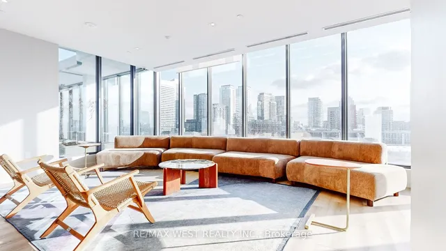 Additional image 33 of 9 Tecumseth St Unit 707