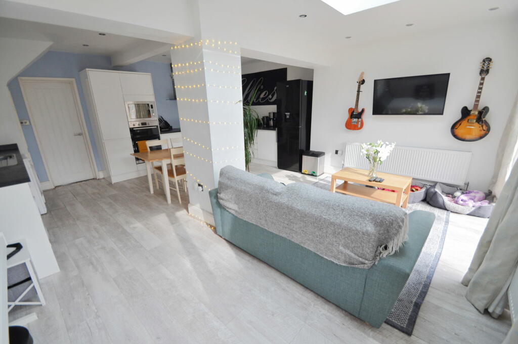 Additional image 18 of Croft Drive, Moreton