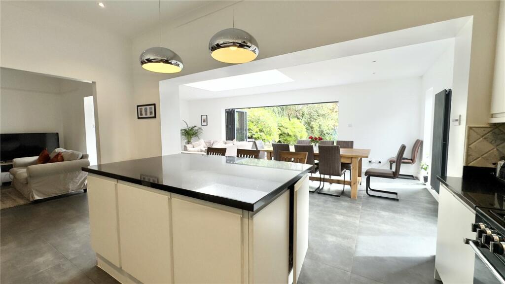 Additional image 20 of Bertram Drive, Hoylake, Wirral, Merseyside, CH47