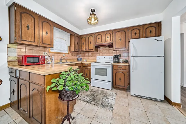 Additional image 14 of 10 Romanway Cres