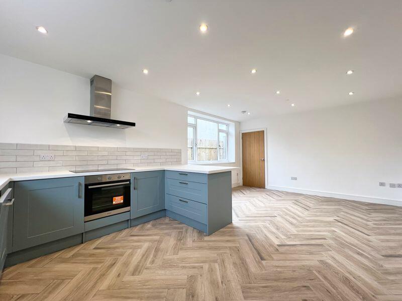 Additional image 8 of 5 Westgate, Cowbridge, The Vale of Glamorgan CF71 7AR