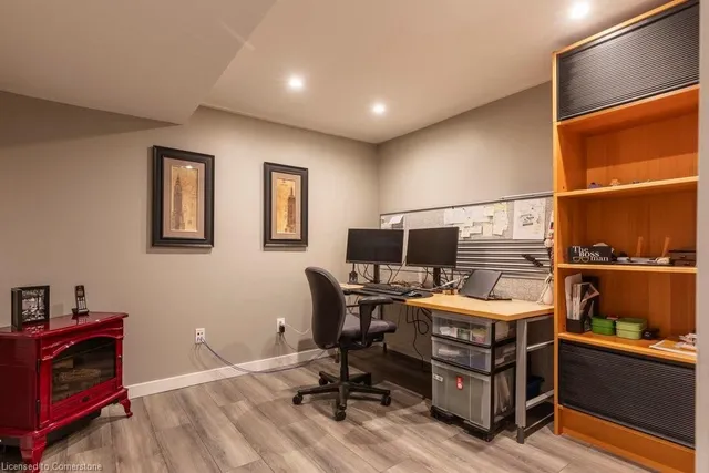 Additional image 36 of 3 Barrington Crt