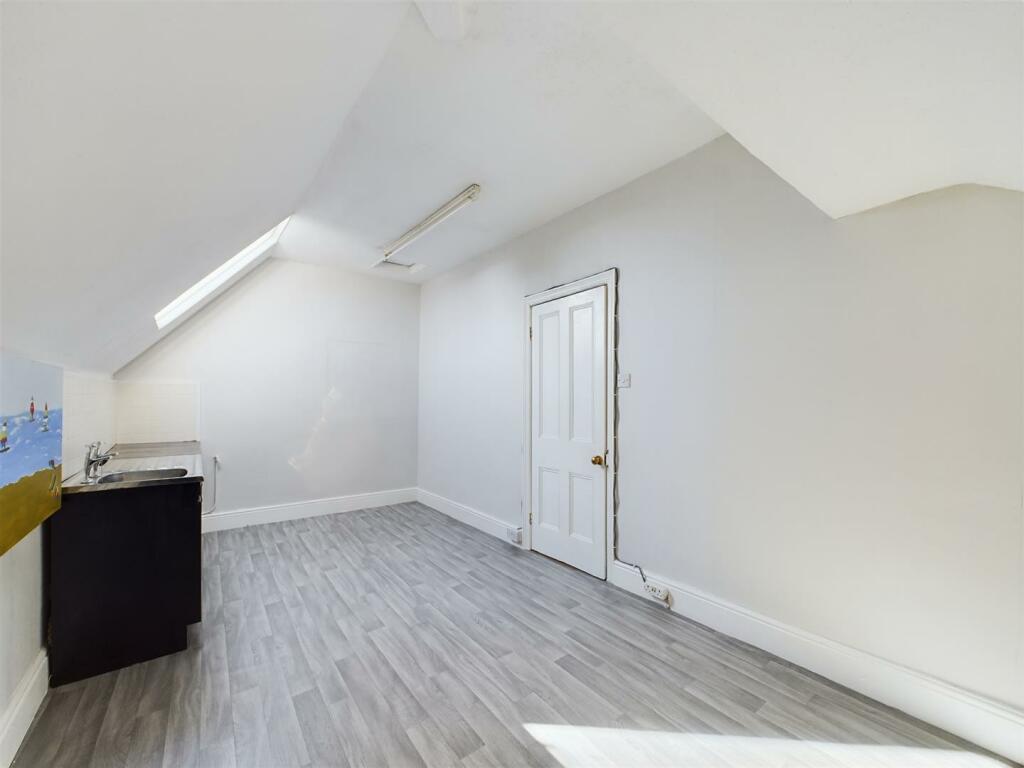 Additional image 34 of Penkett Road, Wallasey