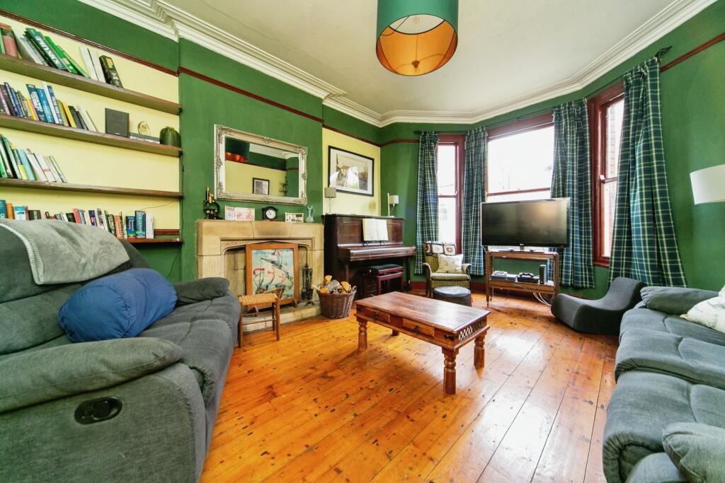 Additional image 5 of Marlborough Grove, PRENTON, CH43