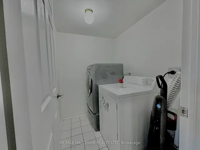 Additional image 37 of 28 Rosebank Dr Unit 1107