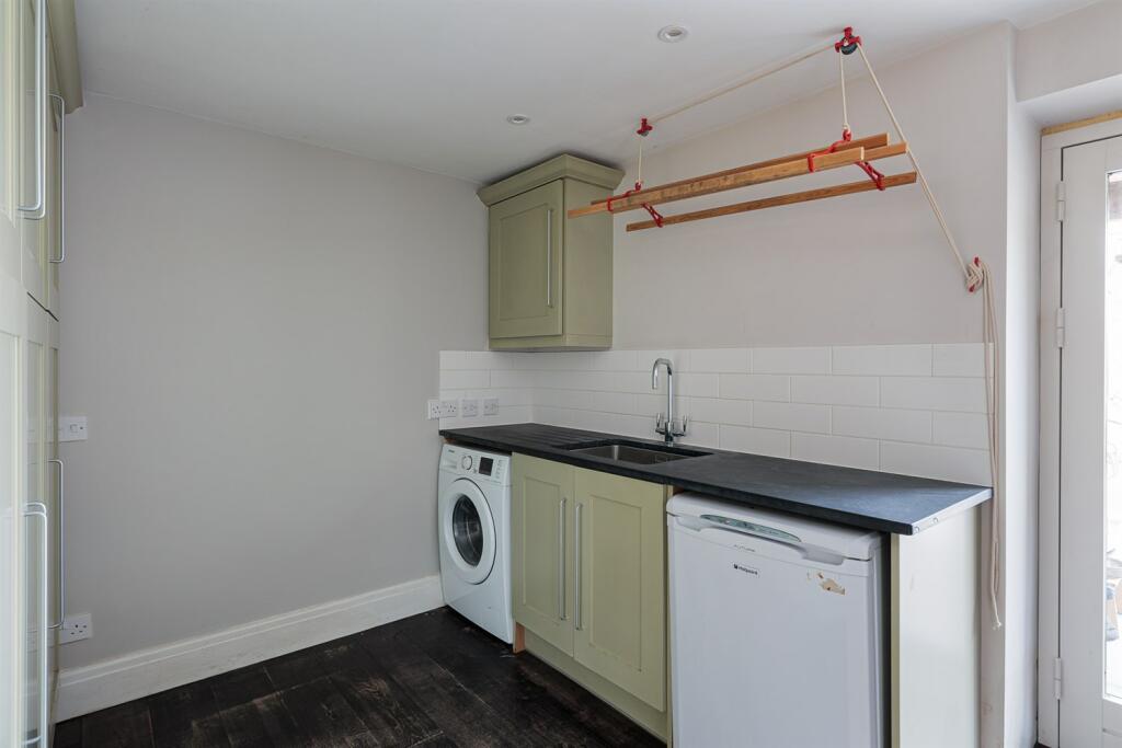 Additional image 16 of Heath Lane, Great Barrow, Chester