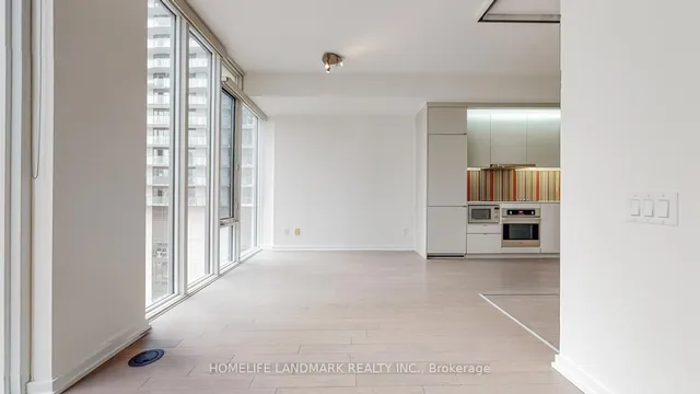 Additional image 14 of 101 Peter St Unit 2505