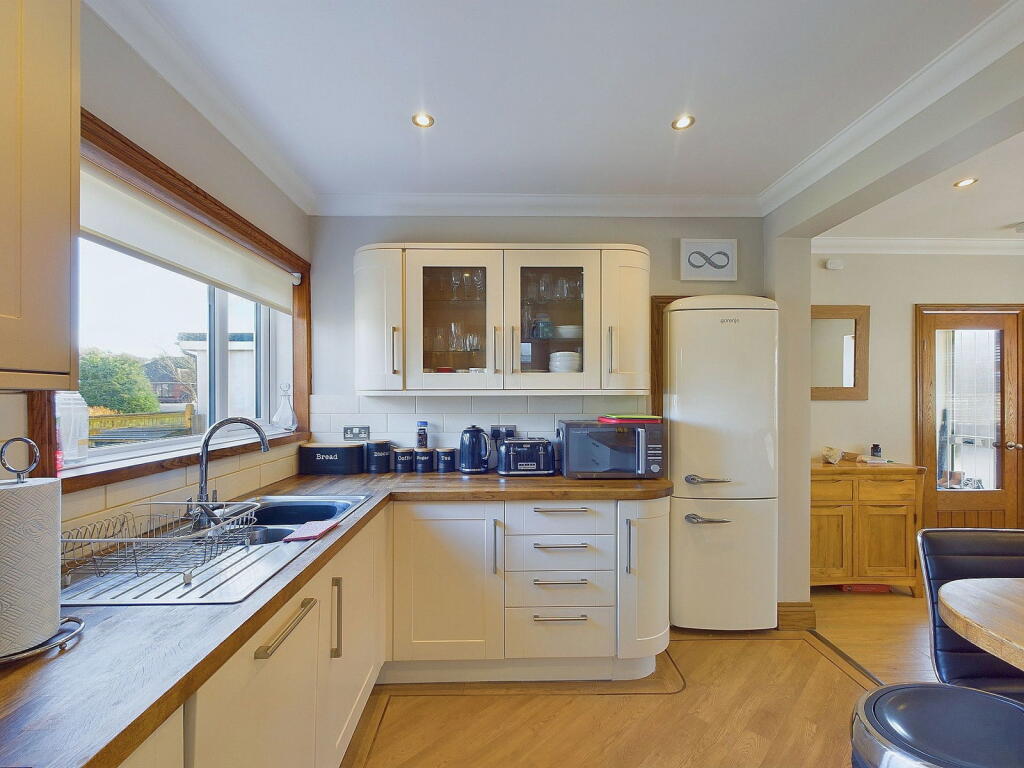 Additional image 29 of 4 Hillview Road, Findon Valley, Worthing, BN14 0BU