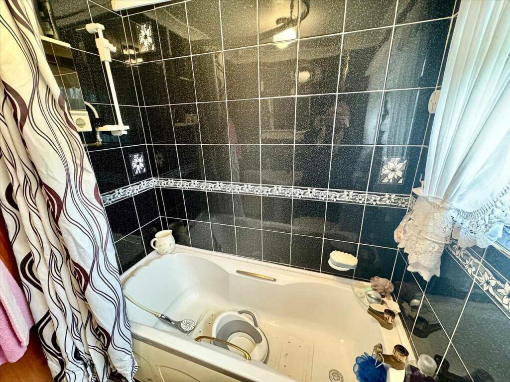 Additional image 17 of Parkland Road, Porth