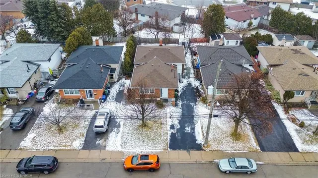 Additional image 48 of 15 Queensbury Dr