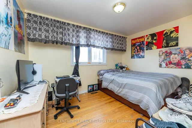 Additional image 35 of 39 Picaro Dr