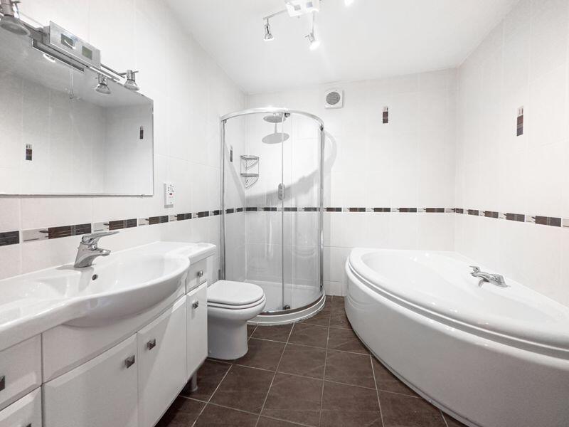 Additional image 33 of Dawstone Road, Heswall, Wirral