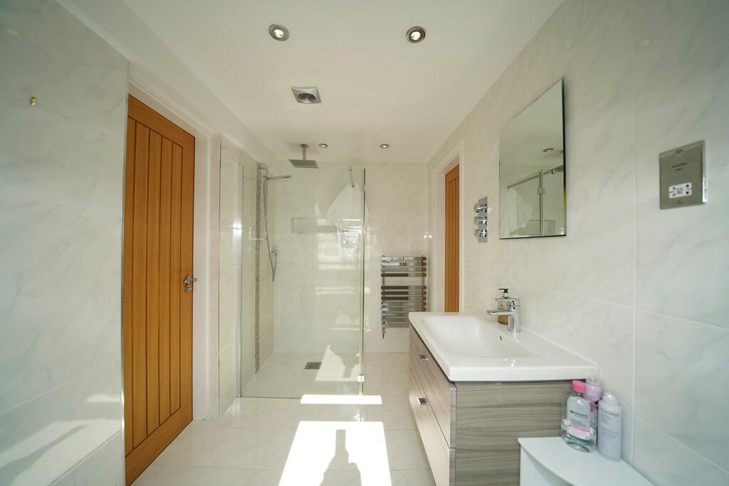 Additional image 36 of Village Road, Christleton, Chester