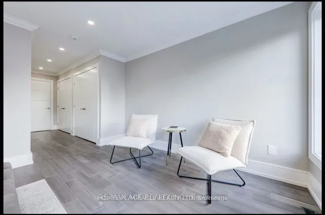 Additional image 30 of 167 August Ave