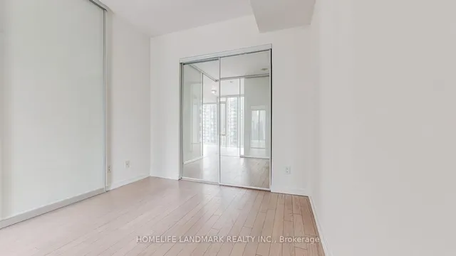 Additional image 4 of 101 Peter St Unit 2505