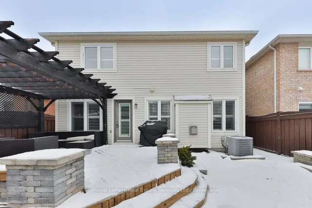 Additional image 32 of 395 Dymott Ave