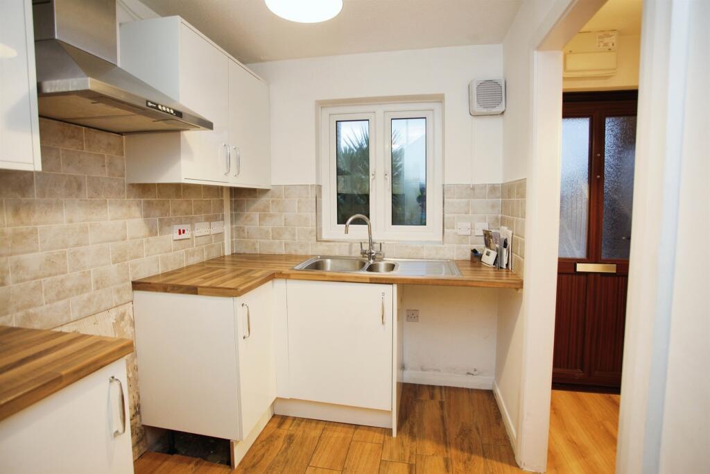 Additional image 4 of Clos Y Dolydd, Beddau, Pontypridd