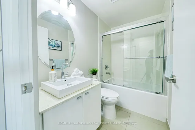 Additional image 7 of 105 The Queensway Ave Unit 3112