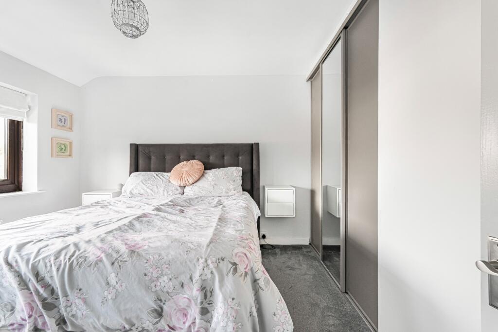 Additional image 19 of Edinburgh Avenue, Cambridge