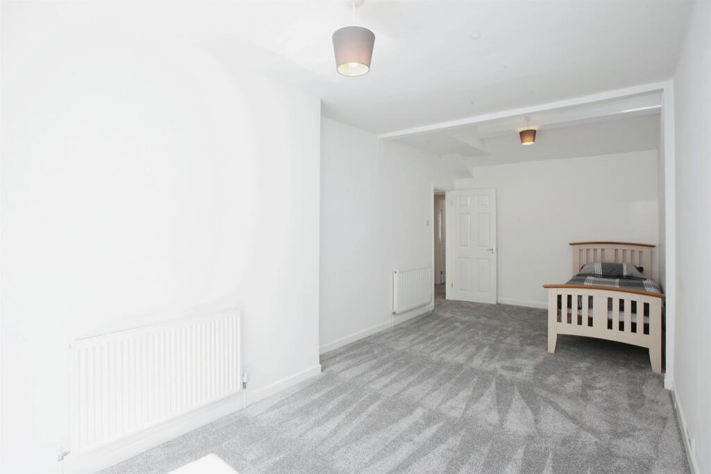 Additional image 5 of Gwendoline Street, Treherbert, Treorchy