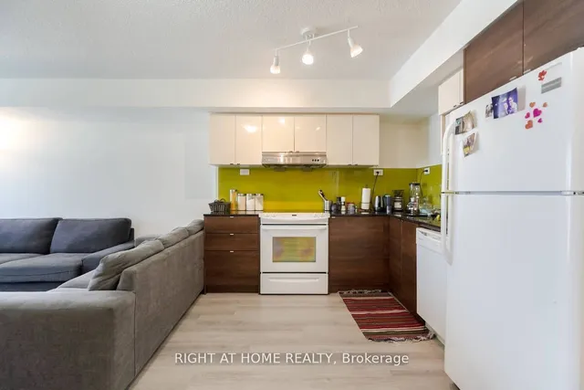 Additional image 6 of 121 Mcmahon Dr Unit 1216