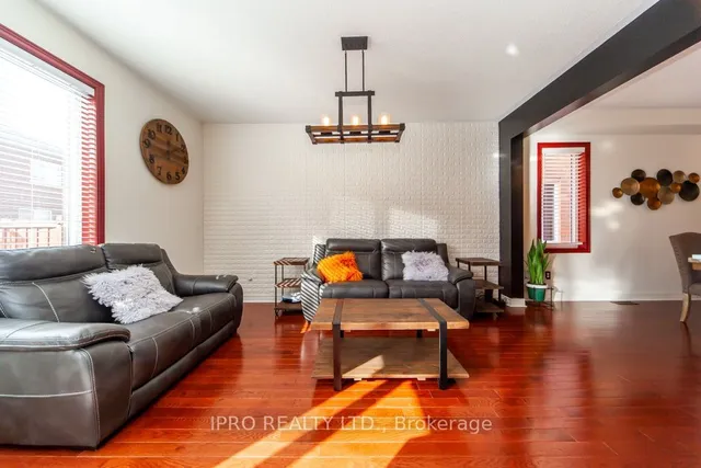 Additional image 6 of 1068 Job Cres