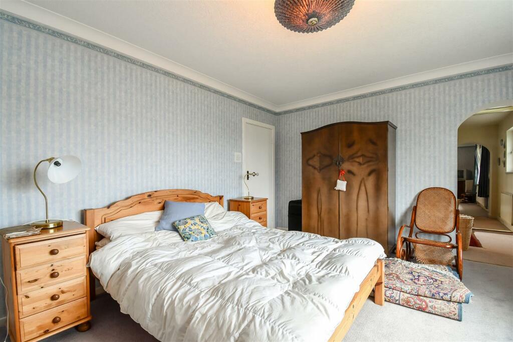 Additional image 7 of Trem Y Don, Barry