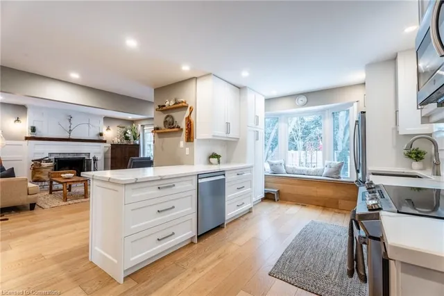 Additional image 12 of 371 Knightsbridge Cres