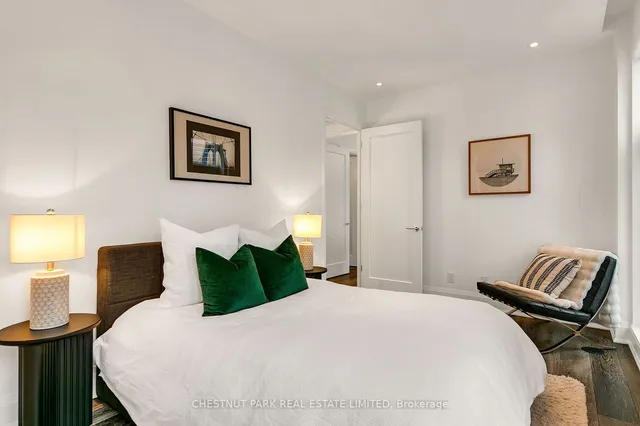 Additional image 29 of 63 St Mary St Unit TH 2