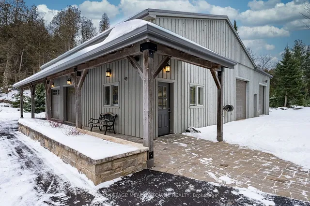 Additional image 32 of 13738 Sixth Line