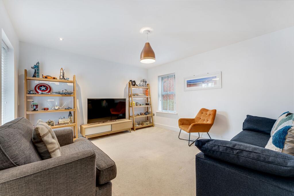 Additional image 11 of Spacious, Private, and Unrivalled Views Across Fields