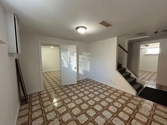 Additional image 16 of 50 Moore Park Ave