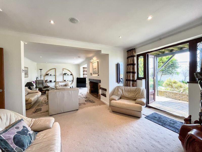 Additional image 26 of 6 Long Acre Court, Porthcawl, Bridgend, CF36 3TJ