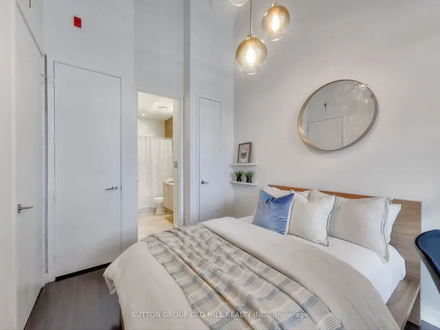 Additional image 17 of 380 Macpherson Ave Unit 242