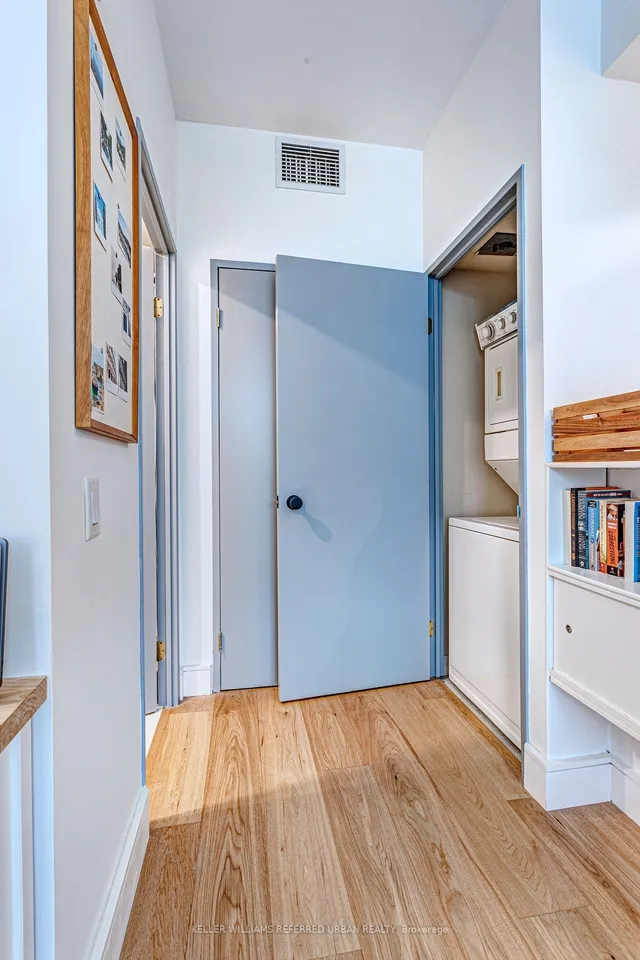 Additional image 23 of 901 Queen St Unit 404