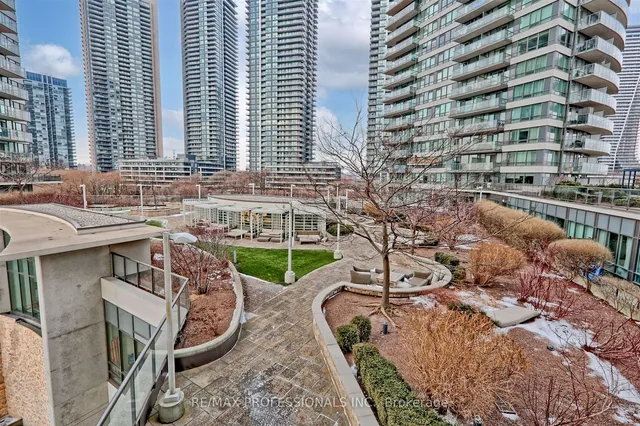 Additional image 31 of 2240 Lake Shore Blvd Unit 404