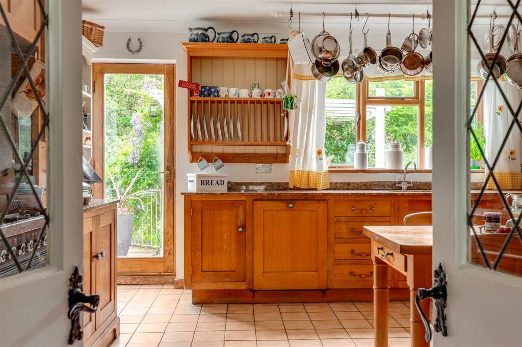 Additional image 17 of Thornton Common Road, Thornton Hough, Wirral