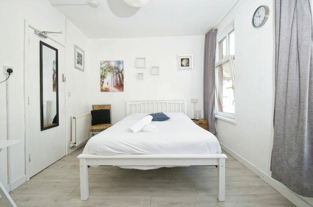 Additional image 8 of Bridge Street
Troedyrhiw, Merthyr Tydfil, CF48 4DT