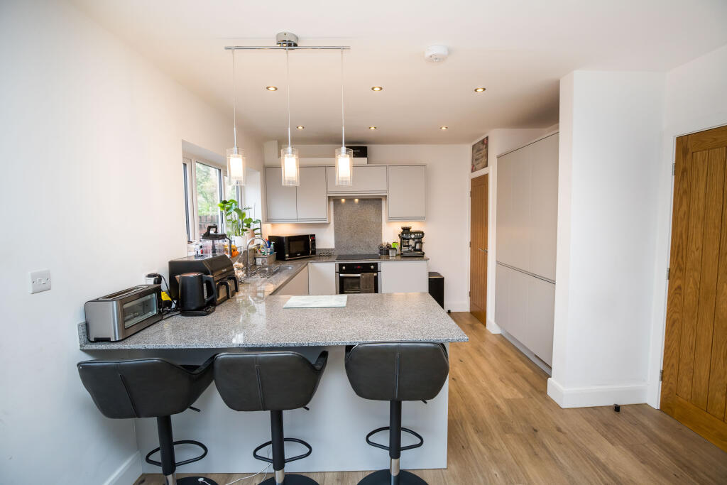 Additional image 15 of Circular Drive, Chester, CH4