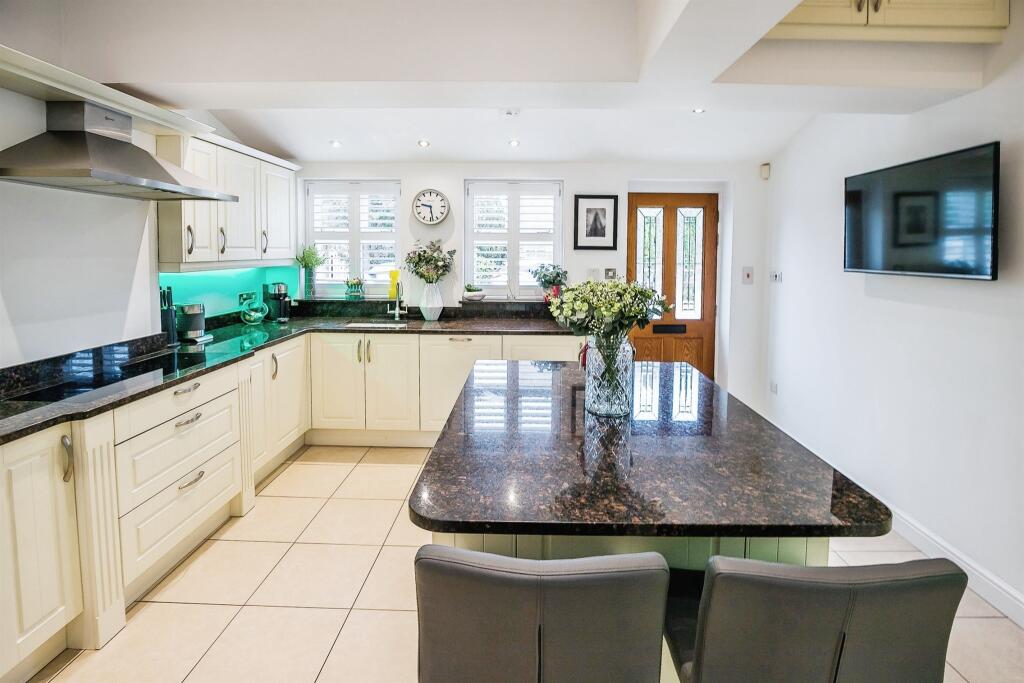 Additional image 8 of Deeside Lane, Sealand, Chester