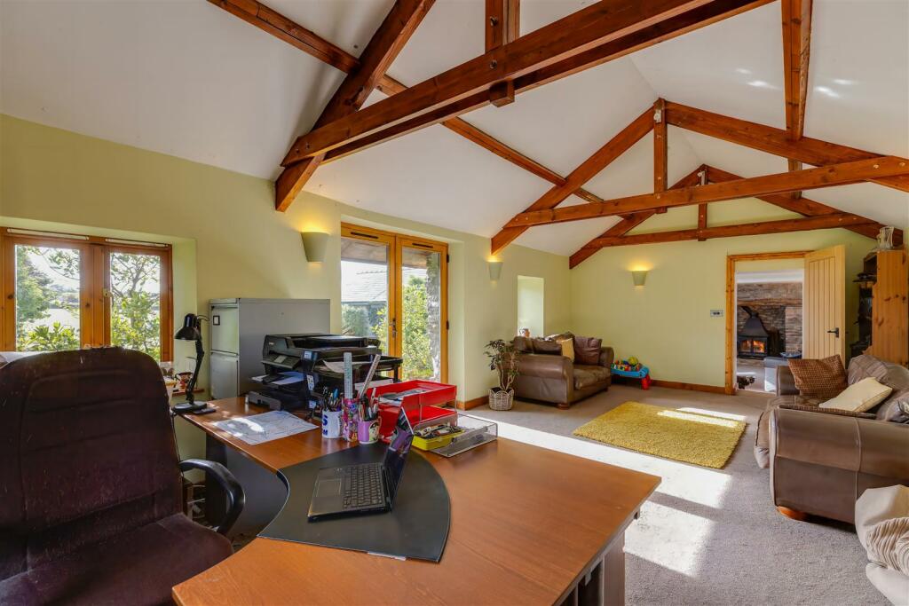 Additional image 27 of Kwisha, The Germonds, Watery Lane, Welsh St Donats, CF71 7SS