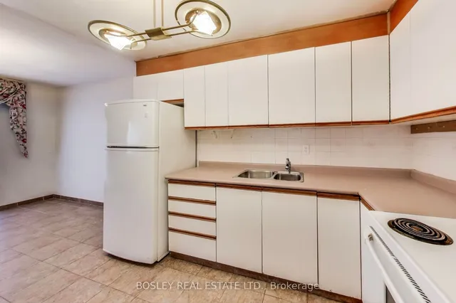 Additional image 9 of 800 Kennedy Rd Unit 304