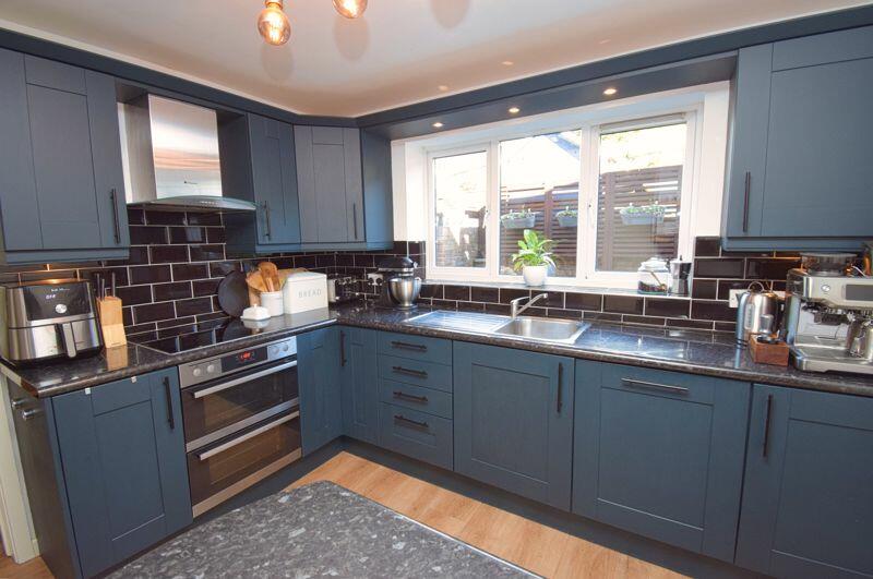 Additional image 3 of The Retreat 11 Heol Isaf Hendy, Pontyclun, Miskin CF72 8QS