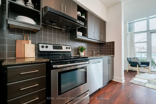 Additional image 9 of 35 Brian Peck Cres Unit 124