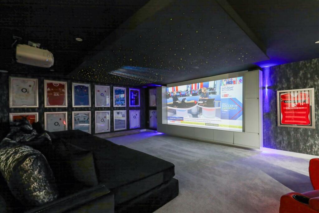 Additional image 29 of Sea View Court, Fontygary Road, Rhoose, Vale of Glamorgan, CF62 3FN