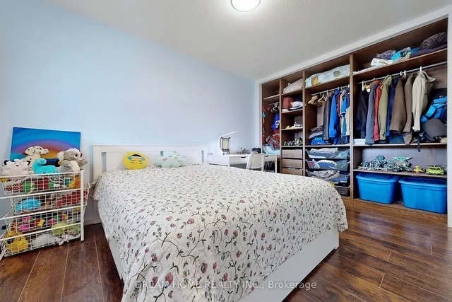 Additional image 24 of 21 Clydesdale Dr