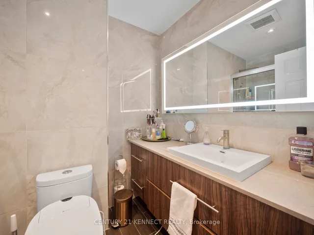 Additional image 25 of 570 Wellington St Unit 13A