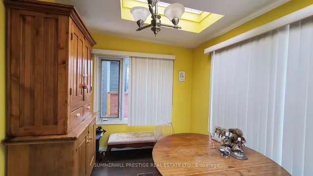 Additional image 28 of 53 Bowie Ave