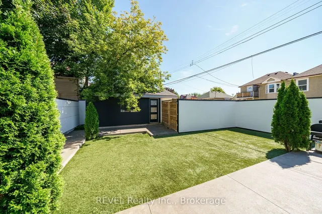 Additional image 26 of 56 FREDERICK Ave