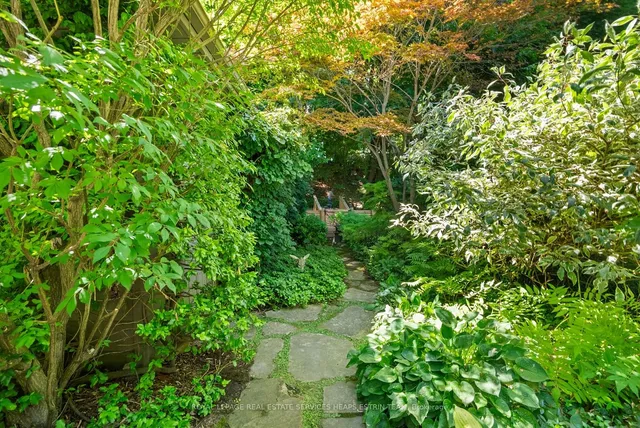 Additional image 36 of 241 Chaplin Cres